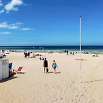 Awesome In With Wifi 아파트
